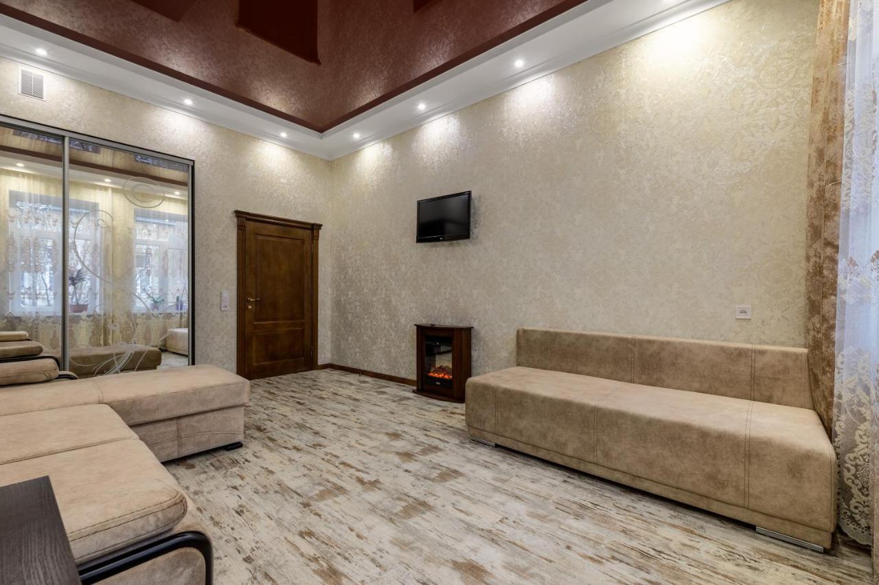 Noviy Svit 4 Apartments リヴィウ エクステリア 写真